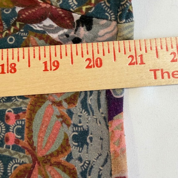 Johnny Was Womens Aran Flower Favorite Swing Tee Top Long Sleeve Medium V-Neck - Picture 11 of 14